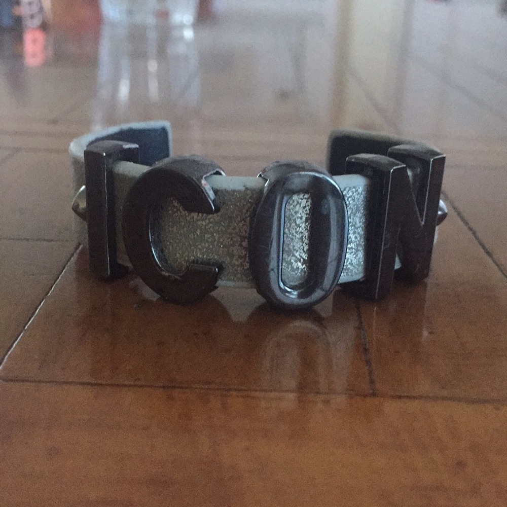 BCBG Generation ICON bracelet.